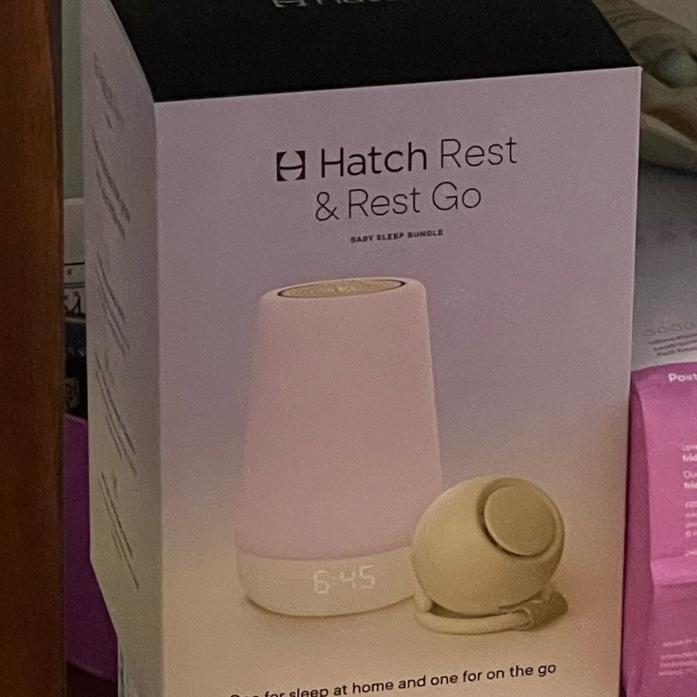 Hatch Rest 2nd Gen and Rest Go in Putty and White